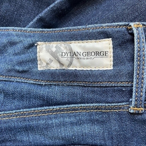 Dylan George Jeans Elizabeth Regular Rise Bootcut Dark Faded Wash Size 26 | 2 - Picture 4 of 9
